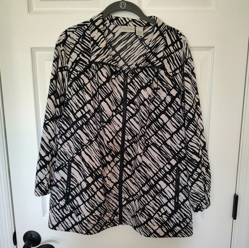 Chico's Zenergy Nema Zip Jacket Black White Abstract XL